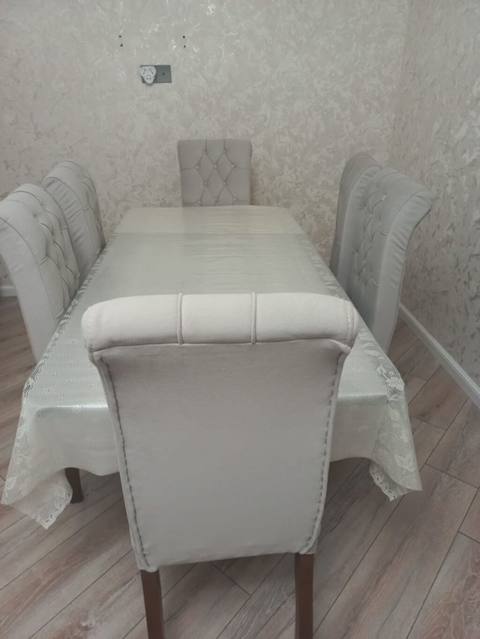 Yemək otağı dəsti - Dəst: 1 masa + 6 stul - Rəng: Açıq boz/krem — 400 ₼ · Khirdalan · Masalar və stullar Yemək otağı dəsti - Dəst: 1 masa + 6 stul - Rəng: Açıq boz/krem — Khirdalan