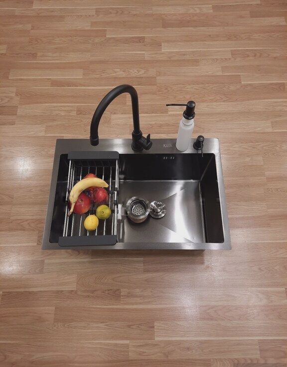 Düzbucaqlı çanaq, Boz rəng — Mətbəx lavabolarında, Bakı (4)