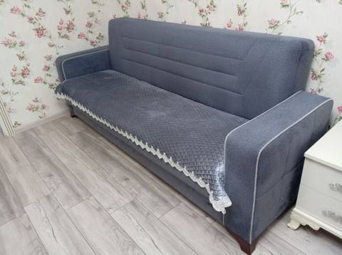 Mavi-boz rəngli divan modeli zərif və müasir görünüşə malikdir, geniş — 250 ₼ · Мингечевир · Divanlər Mavi-boz rəngli divan modeli zərif və müasir görünüşə malikdir, geniş — Мингечевир