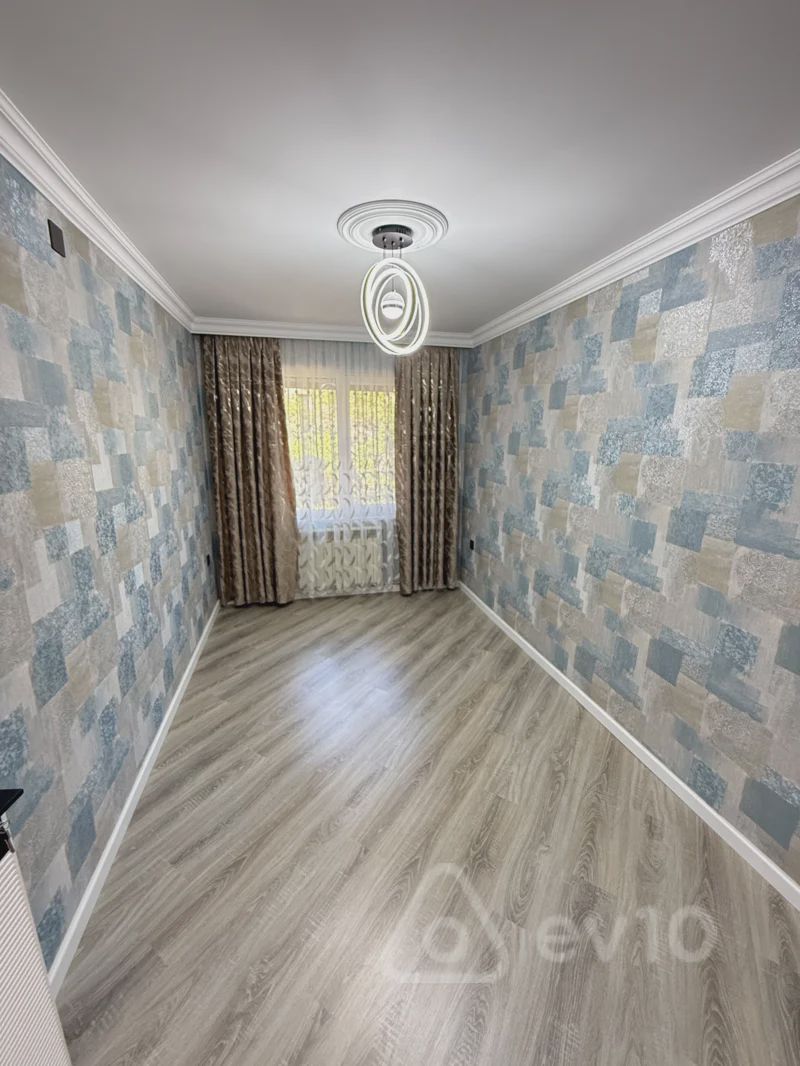 For sale: 3-room apartment (old building), 70 m² — Mənzil, Bakı (2)