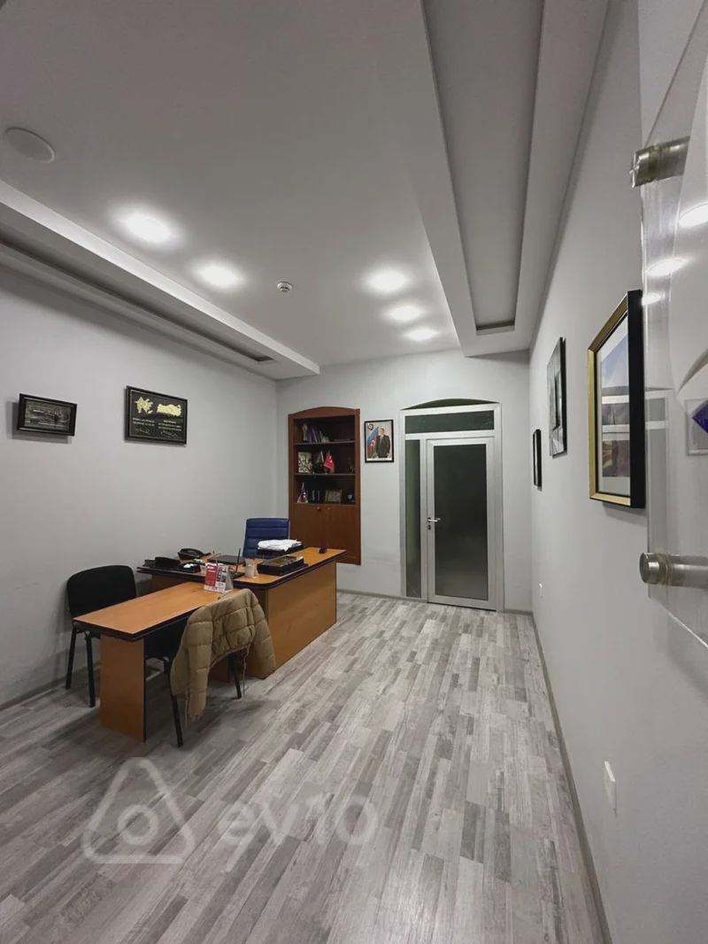 Ofis, 45 m², Nizami küçəsi — kirayə — Ofis, Bakı (2)