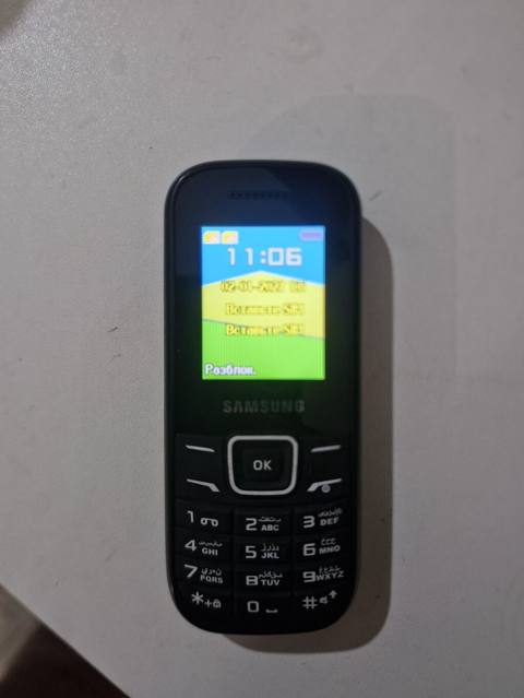 Samsung E1252, rəng - Qara, İki sim kartlı — 35 ₼ · Баку · Samsung Samsung E1252, rəng - Qara, İki sim kartlı — Баку