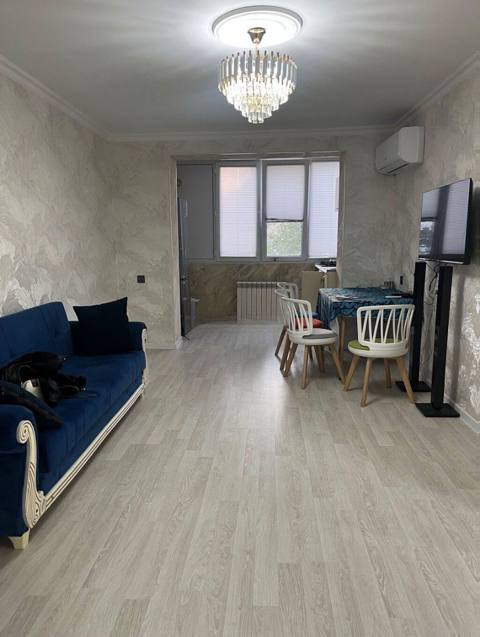 Yasamalda, Abbas Mirzə Şərifzadə Küçəsində 65 m² 3 Otaqlı Təmirli — Kvartira