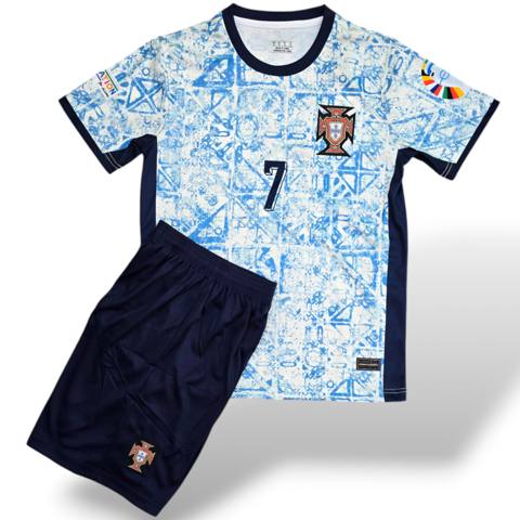 Azarkeşlər üçün retro forma Cristiano Ronaldo 7, ölçü S — Баку