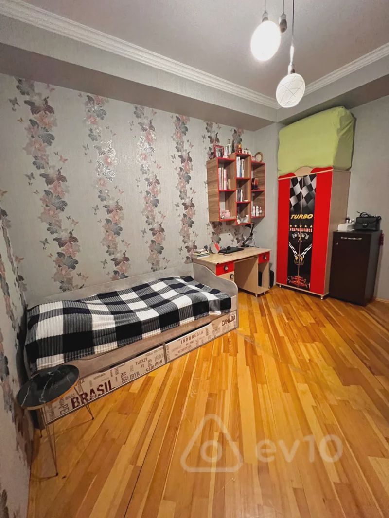 For sale: 3-room apartment (old building), 80 m² — Mənzil, Bakı (9)