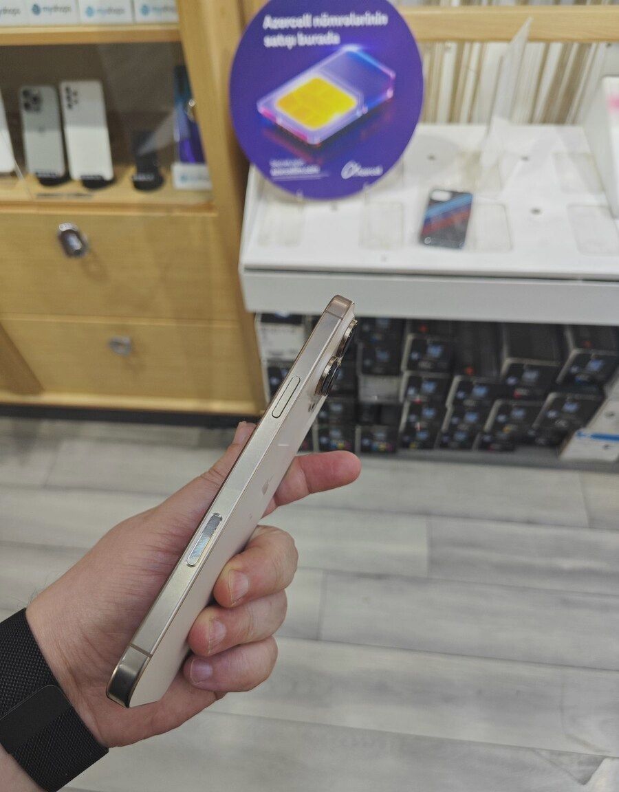 Apple iPhone 16 Pro Max, 8 GB — Smartfonlar, Bakı (4)