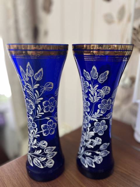 Güldan. cütü 25 manat. tək 15 manat — 25 ₼ · Baku · Vaazalar, kreslolar, süni çiçəklər Güldan. cütü 25 manat. tək 15 manat — Baku
