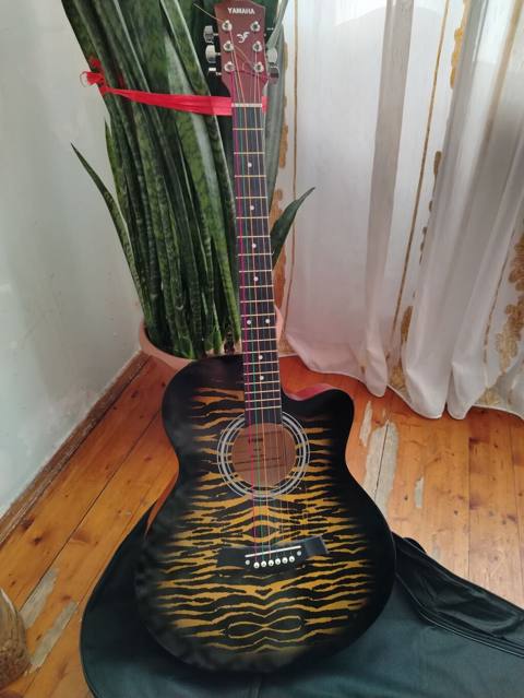 Akustik gitara, Yamaha, 6 sim, Yeni, Ünvandan götürmə, Ödənişli çatdırılma — 220 ₼ · Bakı · Gitarlar və digər simli alətlər Akustik gitara, Yamaha, 6 sim, Yeni, Ünvandan götürmə, Ödənişli çatdırılma — Bakı