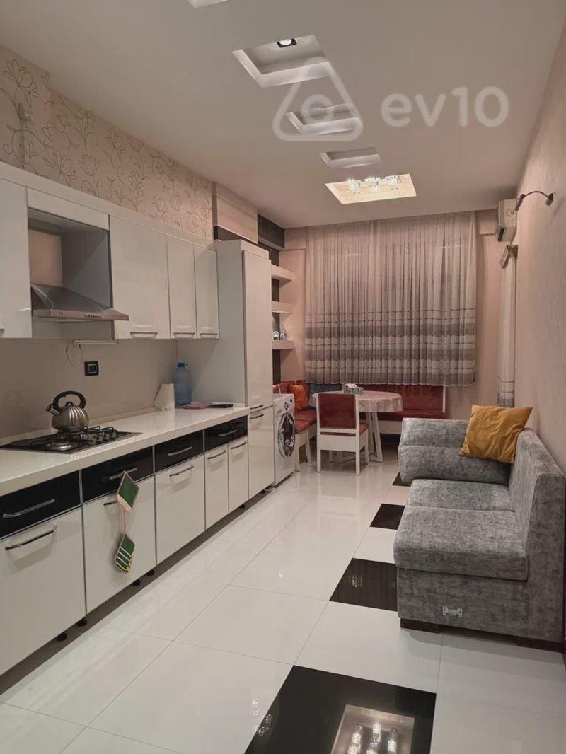 For sale: 2-room apartment (new building), 100 m² — Mənzil, Bakı (11)