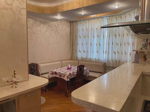 3 otaqlı mənzil 90 m² satılır Bakı, Səbail r — Daşınmaz əmlak