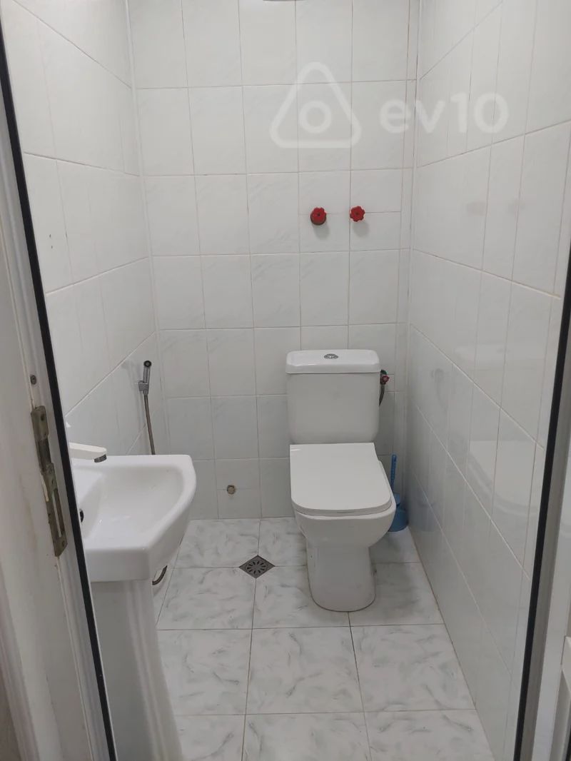 For sale: 3-room apartment (new building), 150 m² — Mənzil, Bakı (4)