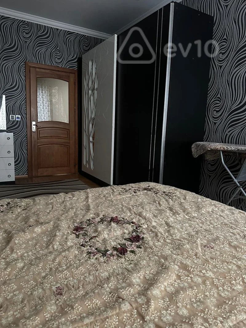 For rent: 2-room apartment (old building), 55 m² — Mənzil, Bakı (3)
