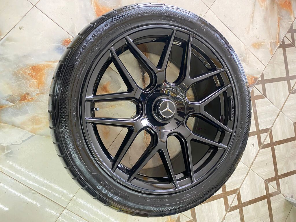 Disklər təkərlə biryerdə satilir Orginal AMG R22 tam ideal — Diskləri, Bakı (2)