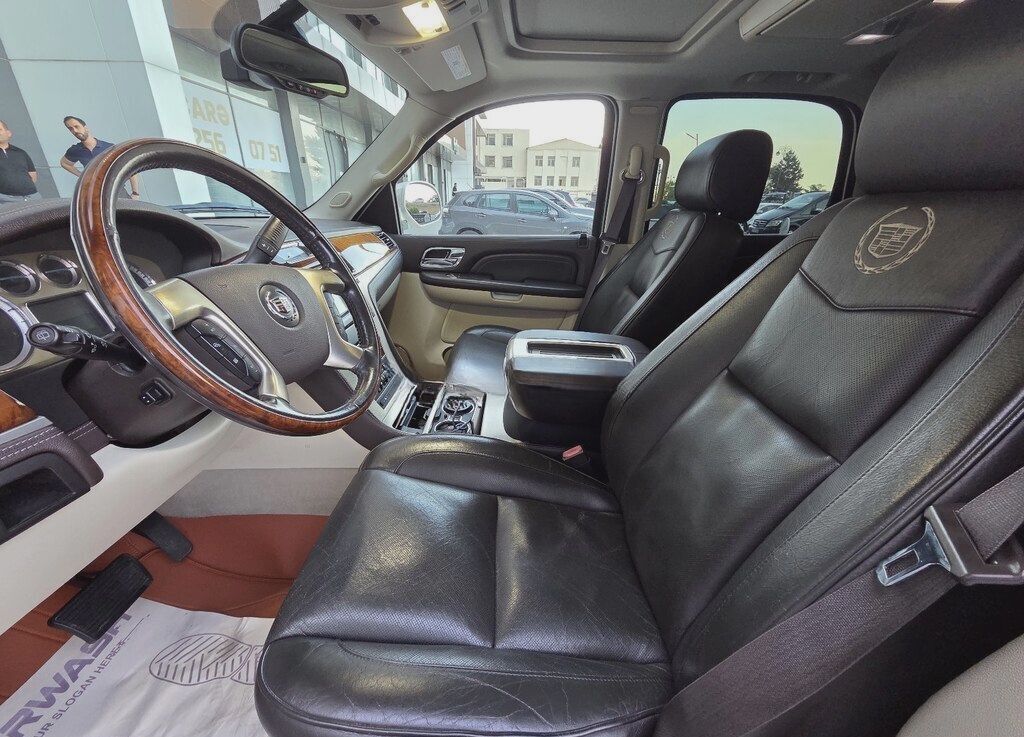 Cadillac Escalade, 2009 il, 190000 km, 6.2 L 06-FI-042 — Avtomobillər, Bakı (4)