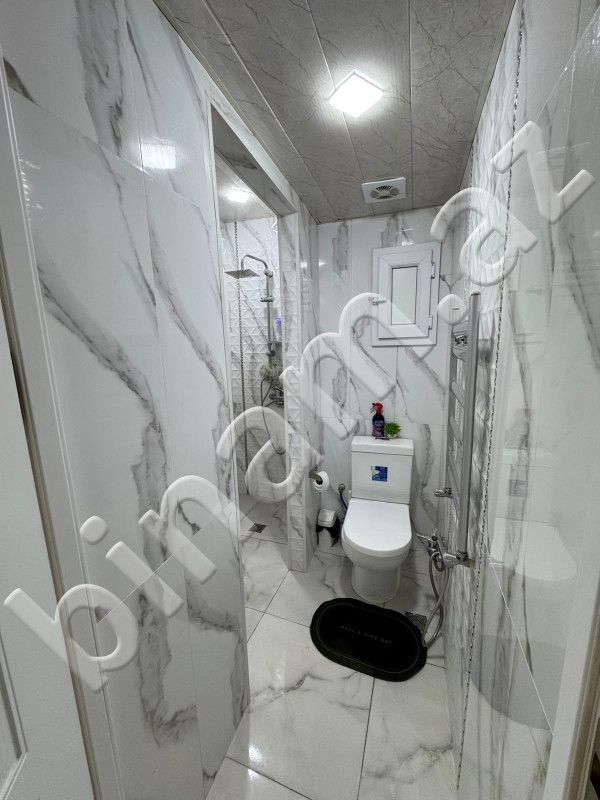 For sale: 2-room apartment (old building), 60 m² — Mənzil, Bakı (6)