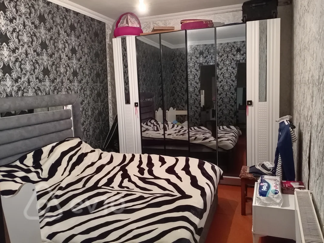 For sale: 3-room apartment (old building), 100 m² — Mənzil, Bakı (3)