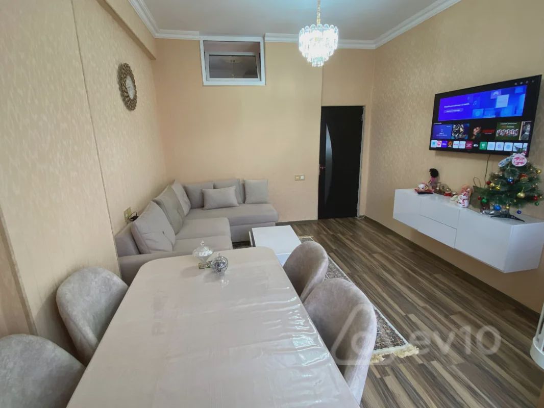 For sale: 2-room apartment (new building), 56 m² — Mənzil, Bakı (2)