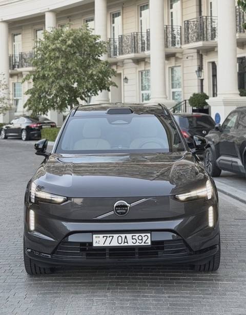 Volvo EX90, 2026 il, 3000 km, 107 L — Baku