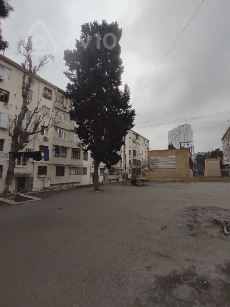 For sale: 2-room apartment (old building), 55 m² — Mənzil, Bakı (4)