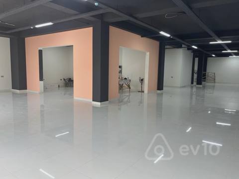 Obyekt, 350 m², 8 Noyabr metrosu — kirayə — Baku