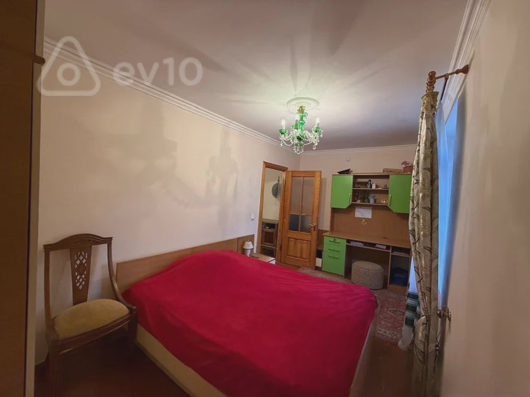 For sale: 2-room apartment (old building), 48 m² — Mənzil, Bakı (8)