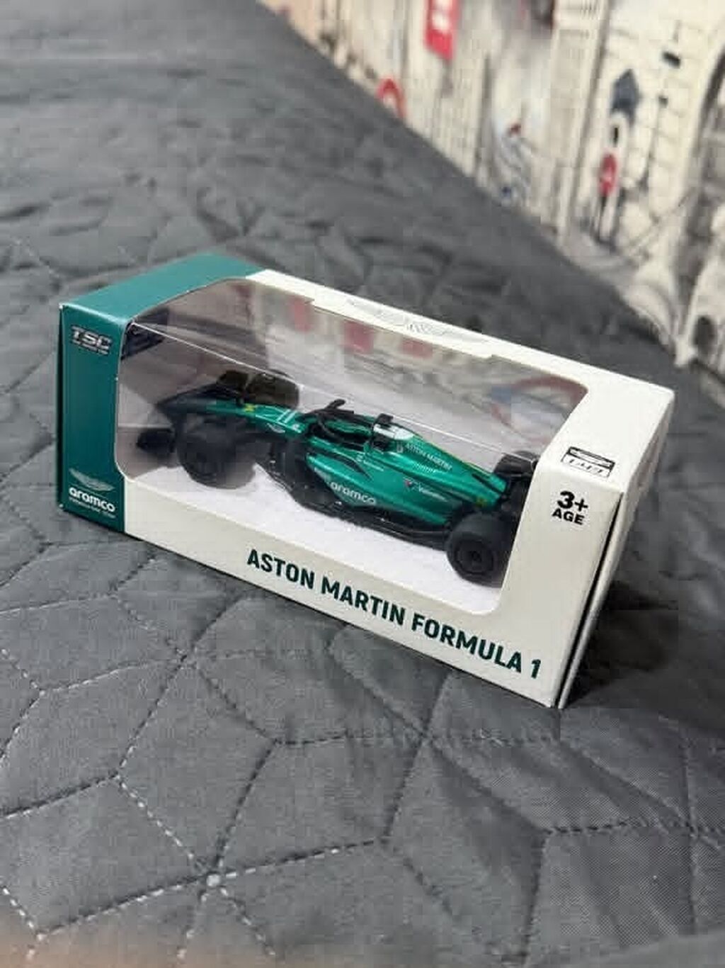 Aston Martin Formula 1 miniatür model maşın – orijinal qutu içində — Modellar, Bakı