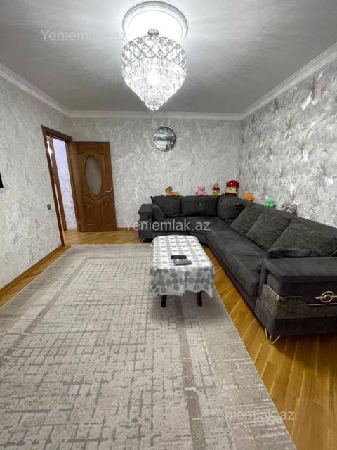 Satılır 3 otaqlı Bina evi menzil (Köhnə tikili), 74 m², 17-ci mikrorayon — 150 000 ₼ · Сумгайыт · Mənzil Satılır 3 otaqlı Bina evi menzil (Köhnə tikili), 74 m², 17-ci mikrorayon — Сумгайыт
