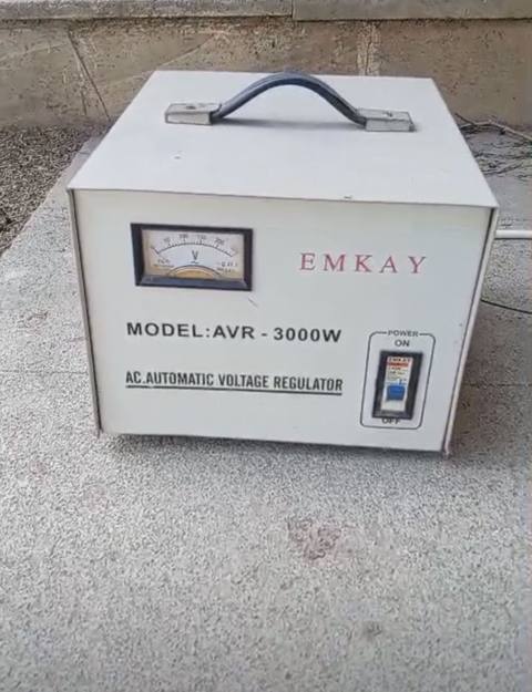 Emkay AVR-3000W — AC Automatic Voltage Regulator - Model: AVR-3000W — Сумгайыт