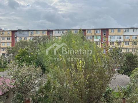 Satılır 3 otaqlı köhnə tikili 58 m², Xırdalan şəhəri — Baku
