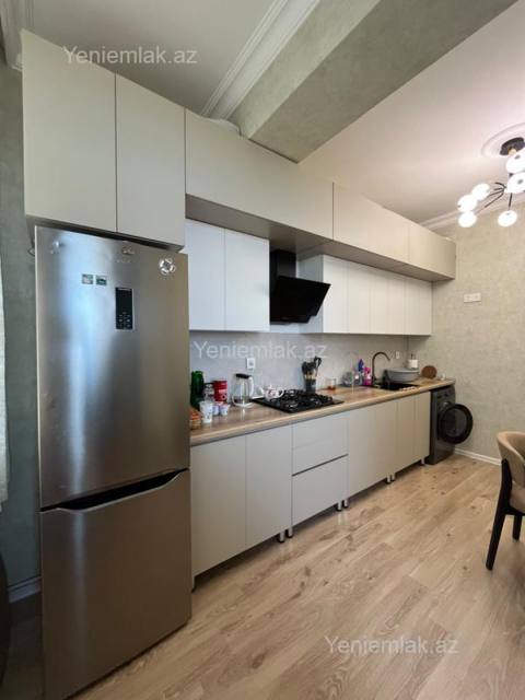 Satılır 9 otaqlı Bina evi menzil (Yeni tikili), 91 m², Saray — Батир