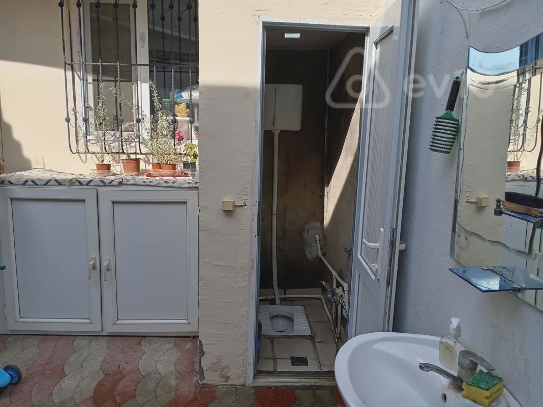 For sale: 3-room apartment (old building), 100 m² — Mənzil, Bakı (12)