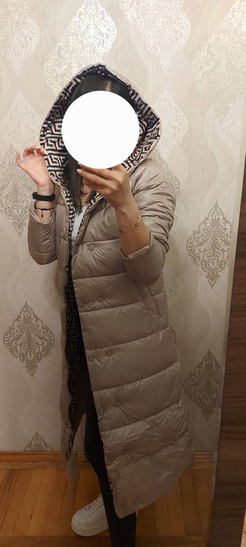 Qadınlar üçün uzun qış gödəkcəsi - Rəng: açıq bej/şampan - Model — 25 ₼ · Bakı · Palto Qadınlar üçün uzun qış gödəkcəsi - Rəng: açıq bej/şampan - Model — Bakı