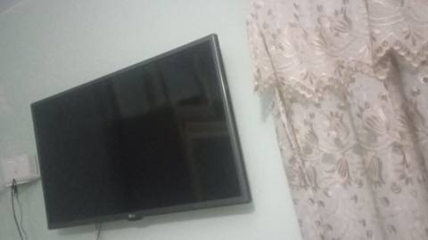 Divara quraşdırılmış LED televizor - Təxminən 40–43 düym diaqonal — 110 ₼ · Баку · Televizorlar Divara quraşdırılmış LED televizor - Təxminən 40–43 düym diaqonal — Баку