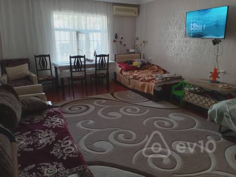 3 otaqlı mənzil, 100 m², Ümüd Əkbərov ev 110 — Baku
