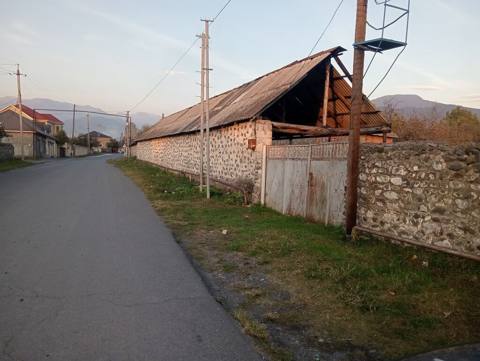 Zaqatala rayonu Aşağı Tala kəndi asvalt yolun üzərində yolun qırağında — 94 500 ₼ · Загатала · Ev, villa Zaqatala rayonu Aşağı Tala kəndi asvalt yolun üzərində yolun qırağında — Загатала