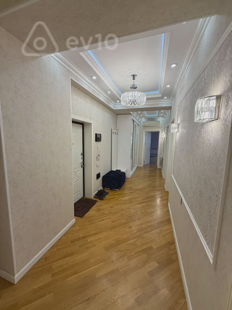For sale: 3-room apartment (new building), 153 m² — Mənzil, Bakı (6)