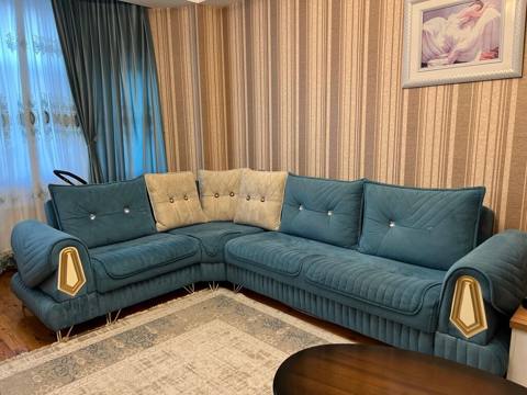 Divan satılır 300₼. Açılır bazası var.Ünvan Sumqayıt. 1012. Fatimə99 — Baku
