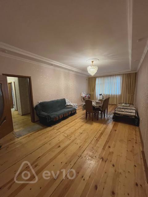 2 otaqlı mənzil, 95 m², Şamlıq küç — kirayə — Baku