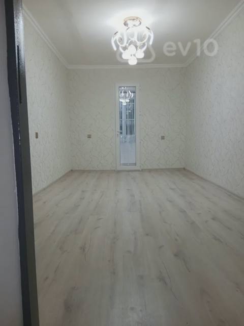 1 otaqlı mənzil, 20 m², nefciler — 67 000 ₼ · 1 бөлмө · 20 m² · 2/5 кабат · Баку, Nizami · Mənzil 1 otaqlı mənzil, 20 m², nefciler — Баку