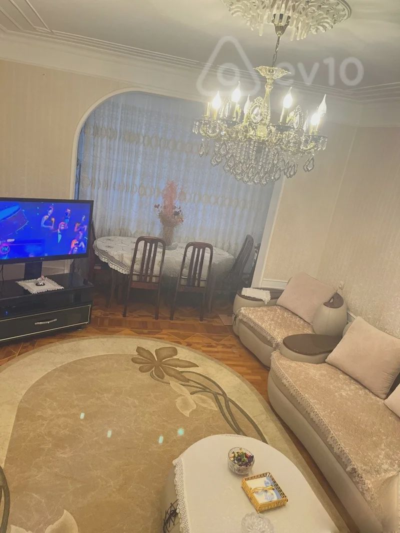 For sale: 3-room apartment (old building), 85 m² — Mənzil, Sumqayıt