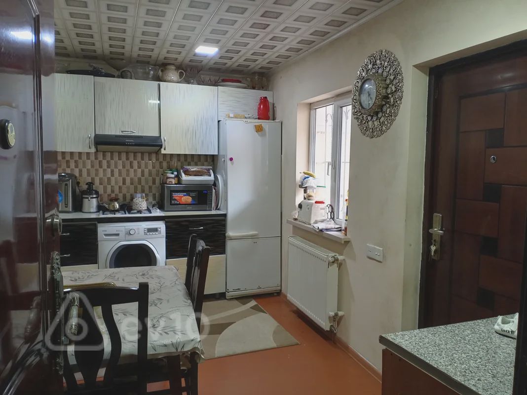 For sale: 3-room apartment (old building), 100 m² — Mənzil, Bakı (7)