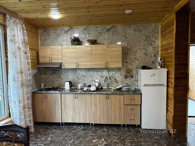 Daily rent: 4-room house / Cottage / Villa, 100 m² — Ev, villa, Quba (9)