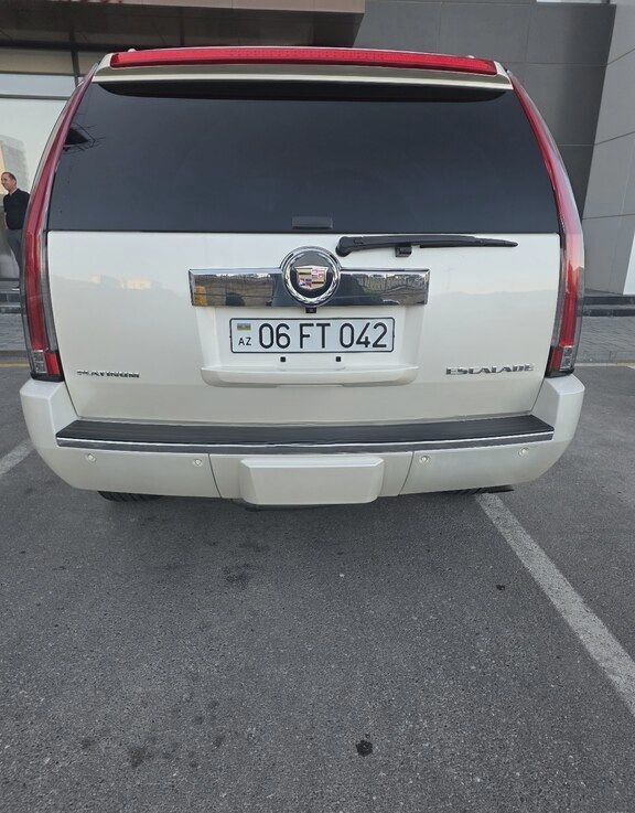 Cadillac Escalade, 2009 il, 190000 km, 6.2 L 06-FI-042 — Avtomobillər, Bakı (2)