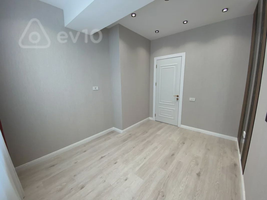 For sale: 2-room apartment (new building), 110 m² — Mənzil, Bakı (11)