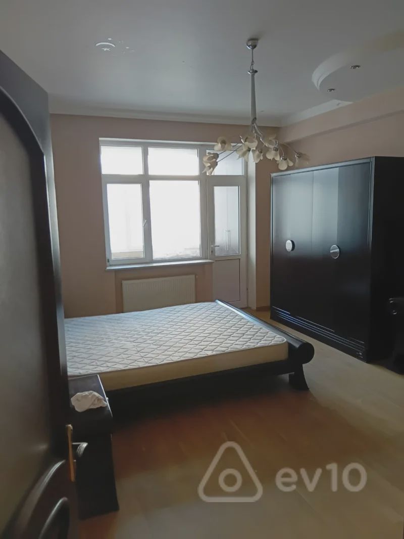 For sale: 3-room apartment (new building), 165 m² — Mənzil, Bakı (4)