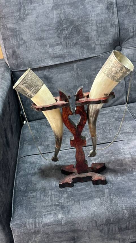 İkili dekorativ içki buynuzları dəsti - Material: təbii buynuz, ağzı — Baku
