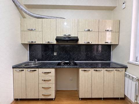 Mətbəx mebeli komplekt satılır 450₼ Ölçüsü: 220×280 .Uzerinde — esyasatisi — Mebel