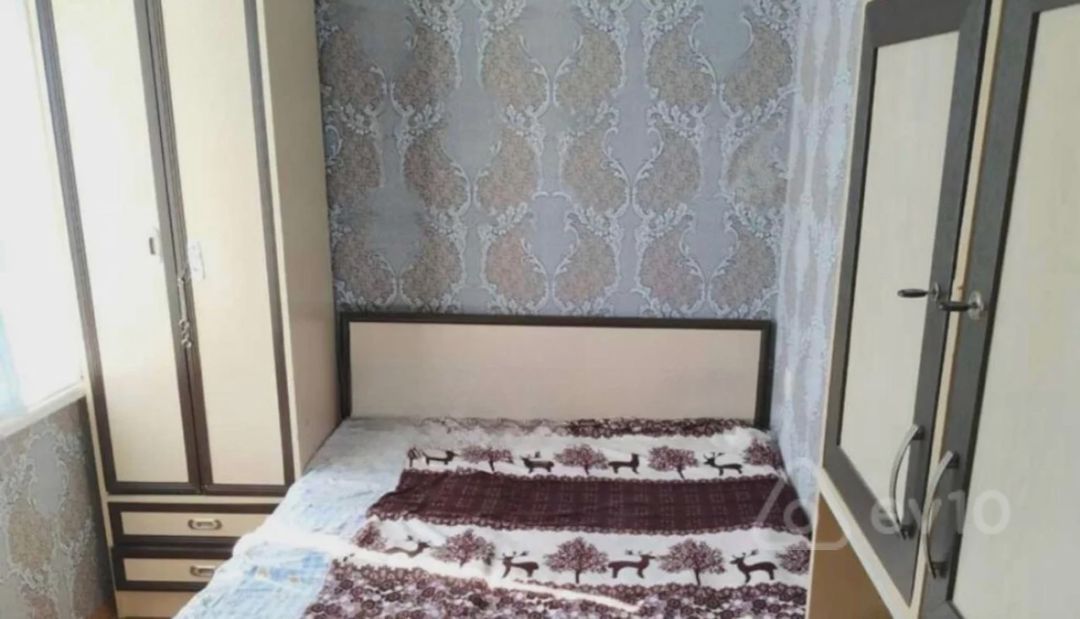 For sale: 2-room apartment (old building), 40 m² — Mənzil, Bakı (6)