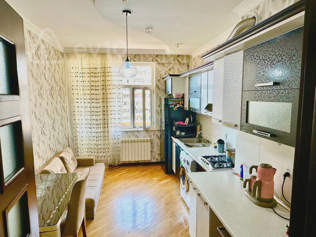 For sale: 3-room apartment (new building), 130 m² — Mənzil, Bakı (7)
