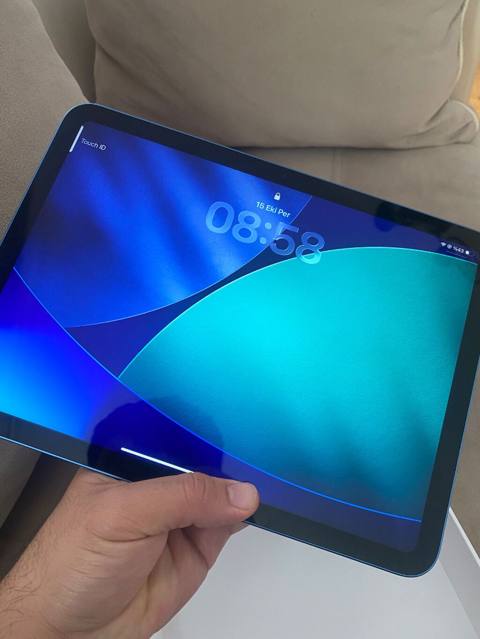 İşlənmiş Apple iPad 11 (2025), 11", 128 GB — 650 ₼ · Bakı · Apple İşlənmiş Apple iPad 11 (2025), 11", 128 GB — Bakı